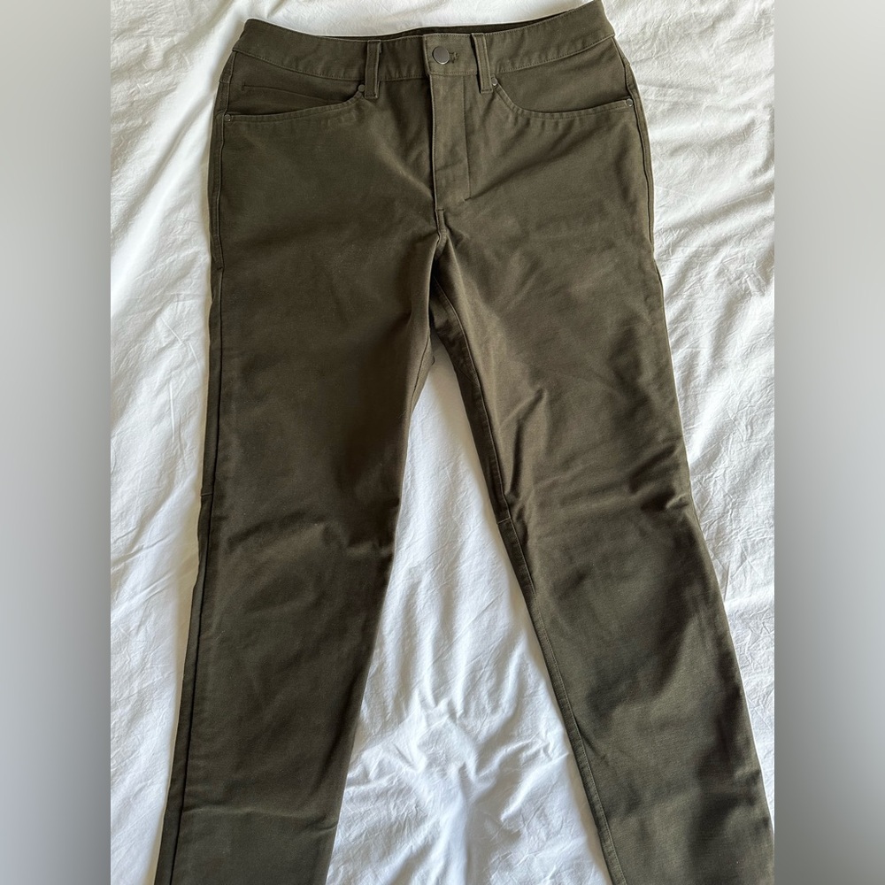 Lululemon Athletica Khaki Trousers 30” waist